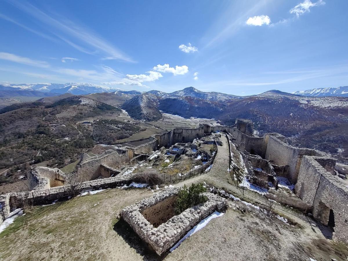 Villa Sognando Bominaco - Dimora Il Milord Extérieur photo